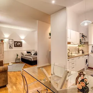 Ripetta Miracle Apartment